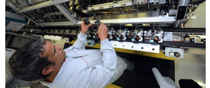 Impatiente, la France hypothèque son avenir industriel Impatiente, la France hypothèque son avenir industriel